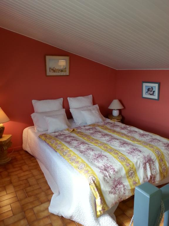 La Petite Maison De Marie Louise Lauris Bagian luar foto