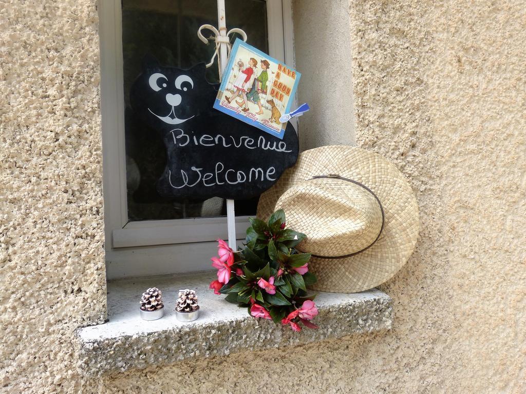 La Petite Maison De Marie Louise Lauris Bagian luar foto